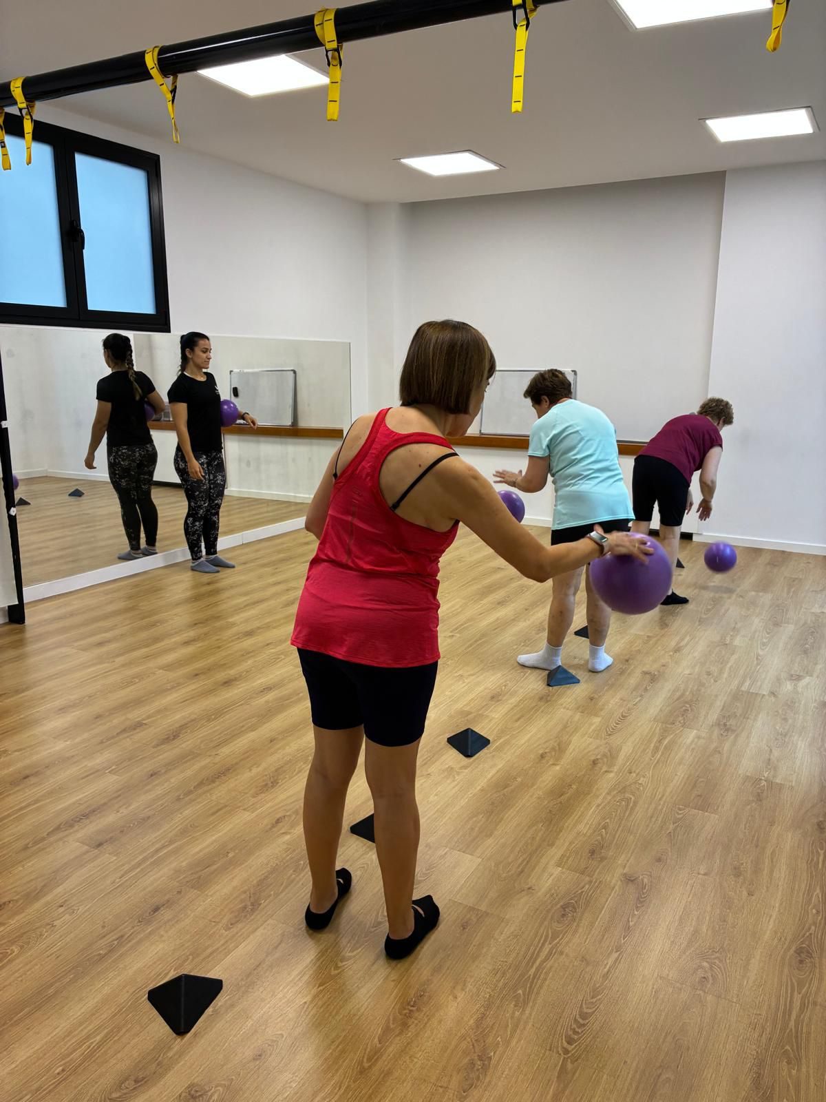 Sesión de ejercicio terapéutico pautado en FisioSentis, Zaragoza